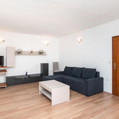 Apartment Ljuba Primosten Ngoại thất bức ảnh