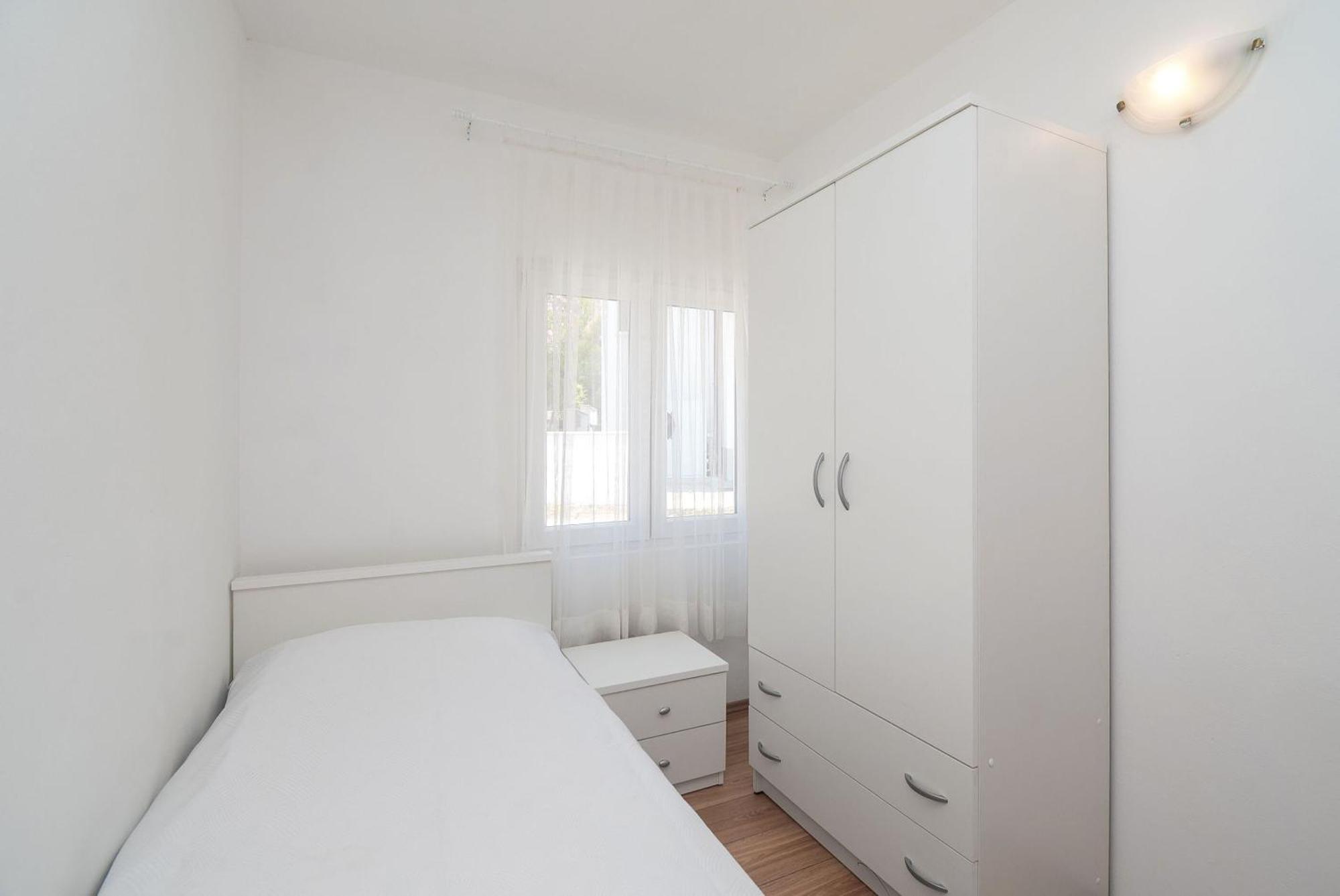 Apartment Ljuba Primosten Ngoại thất bức ảnh