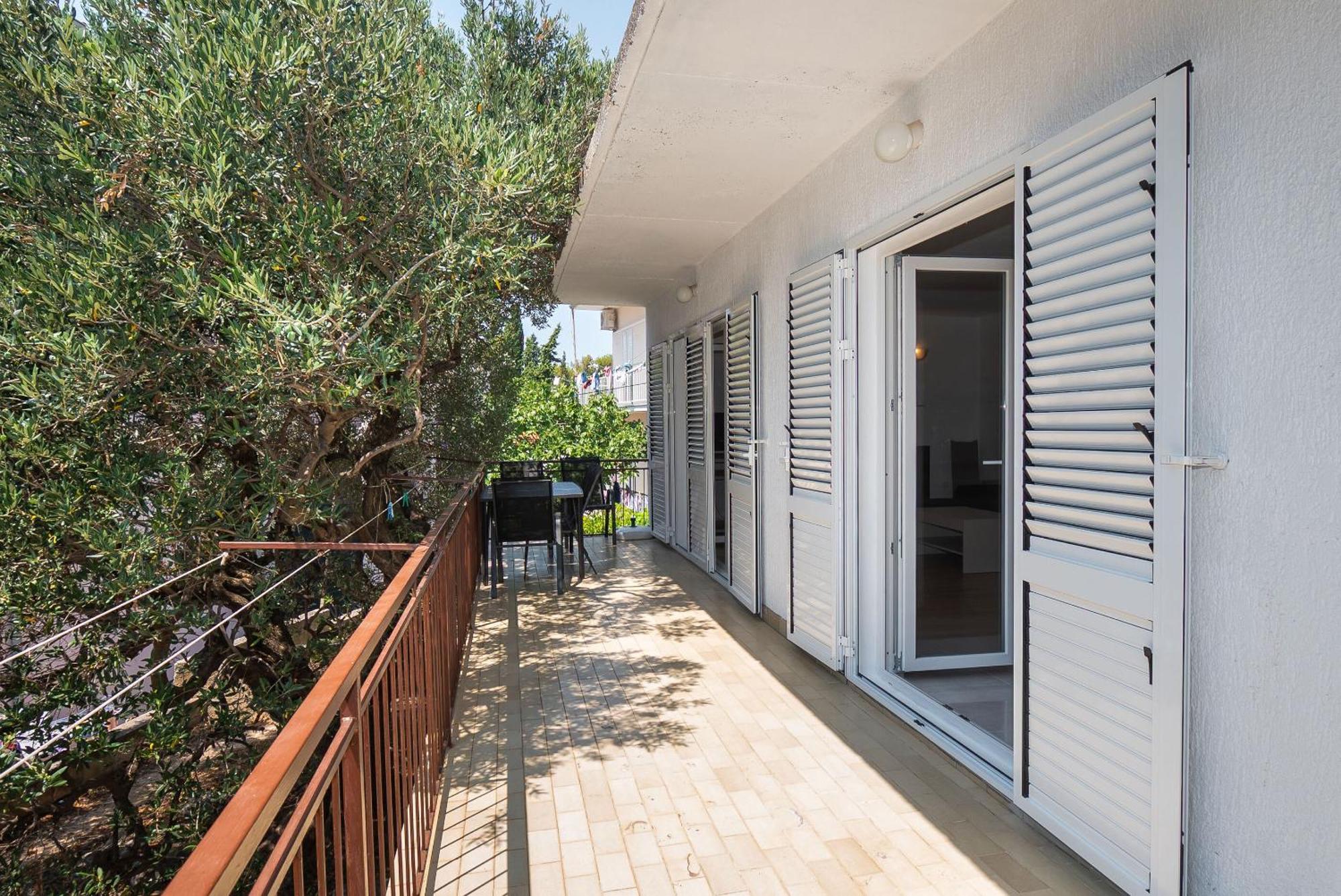 Apartment Ljuba Primosten Ngoại thất bức ảnh